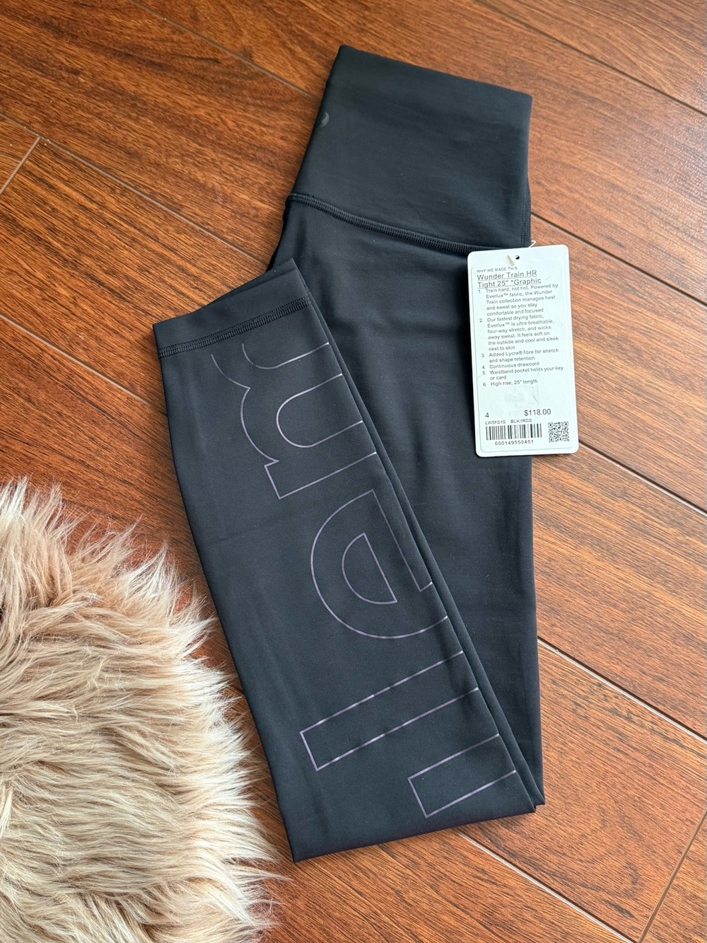 Size 4 lululemon Wunder train HR 25” graphic, black NWT